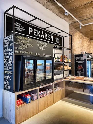 Interiér pekárne Prengo Craft Bistro
